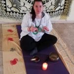 Eleonora tiene un corso intensivo di tre giorni di Yoga all'ecOstello